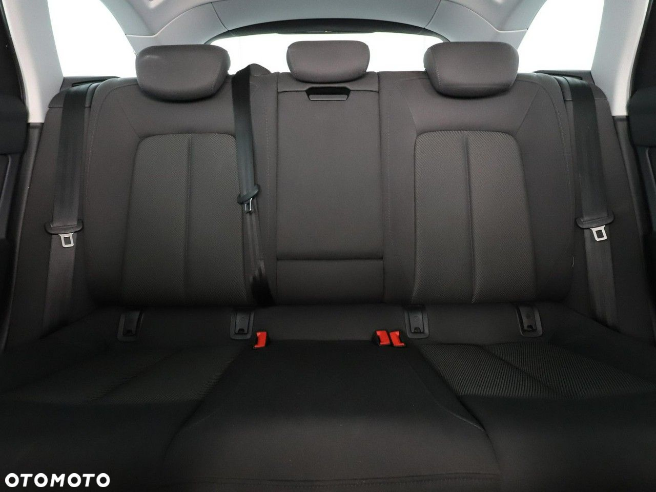 Audi A6 Avant 40 TDI S tronic sport - 14