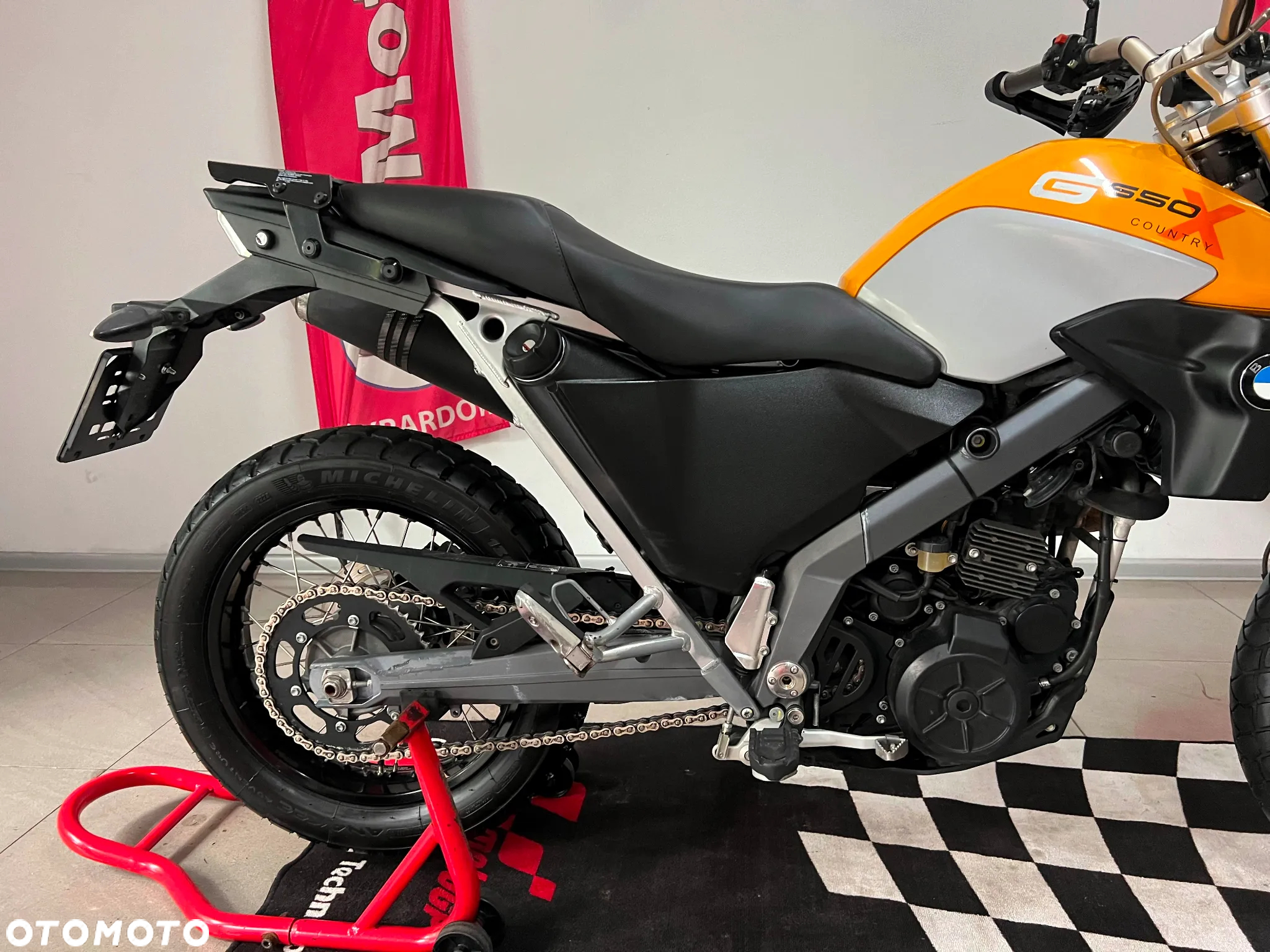 BMW G - 11