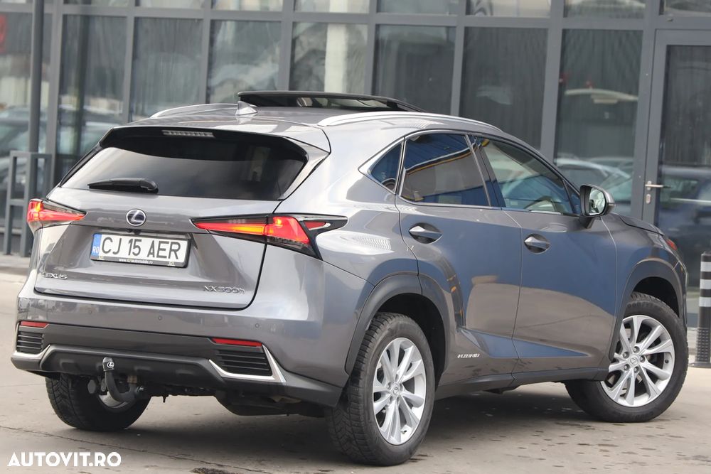 Lexus Seria NX 300h AWD Executive Plus - 10
