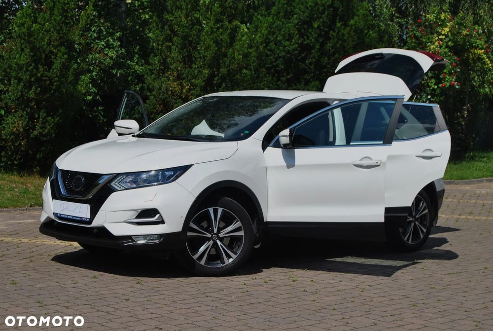 Nissan Qashqai 1.3 DIG-T N-WAY - 22