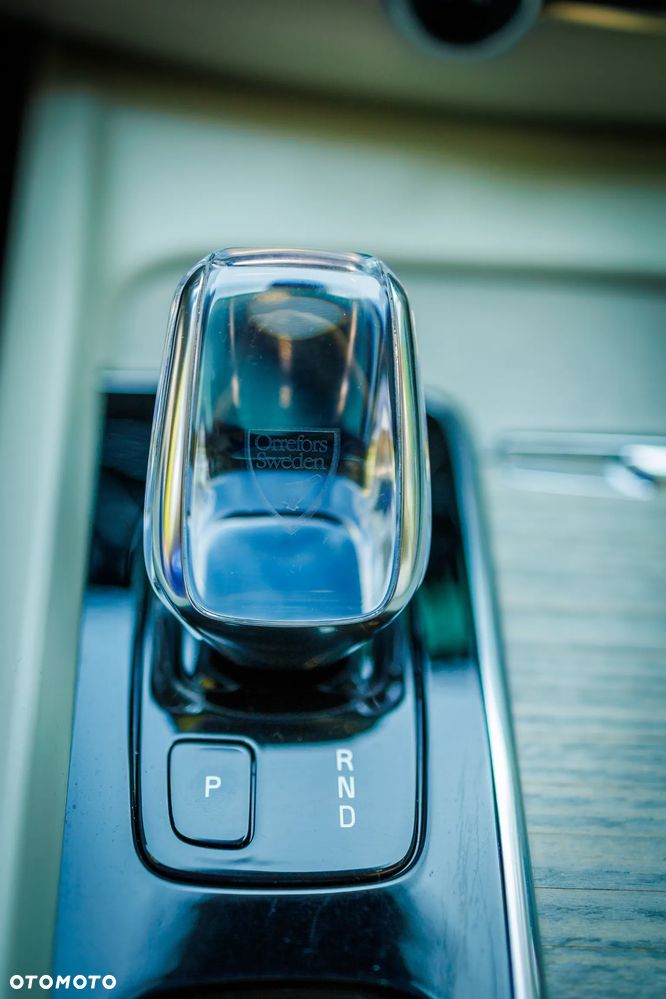 Volvo XC 60 B5 B AWD Inscription - 22