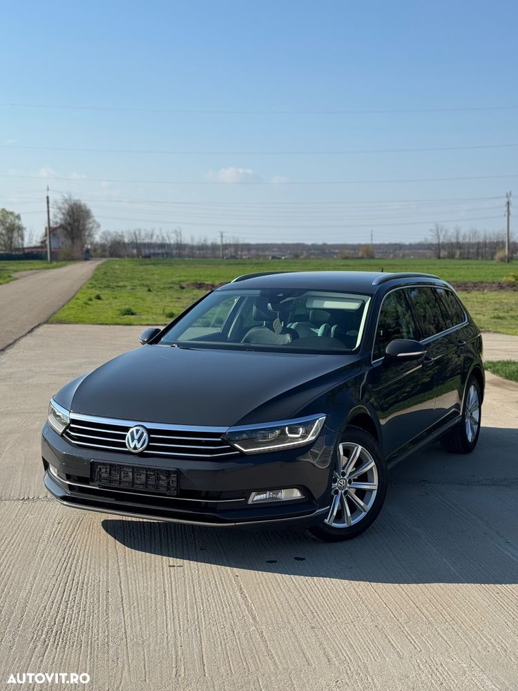Volkswagen Passat 2.0 TDI DSG (BlueMotion Technology) Trendline - 1