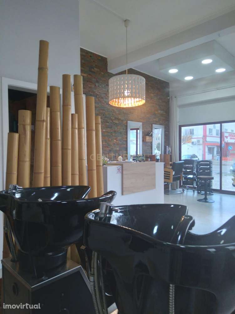 Trespasse de Espaço Comercial – Zona Emblemática da Costa da Caparica - Grande imagem: 3/34