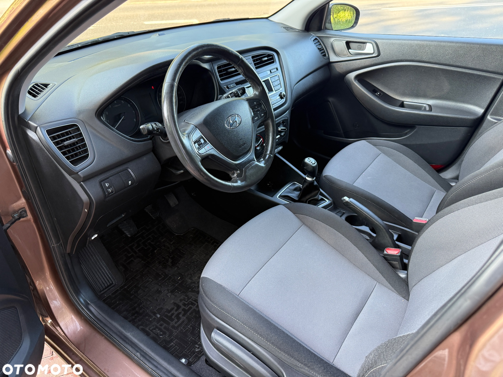 Hyundai i20 1.2 Comfort - 16