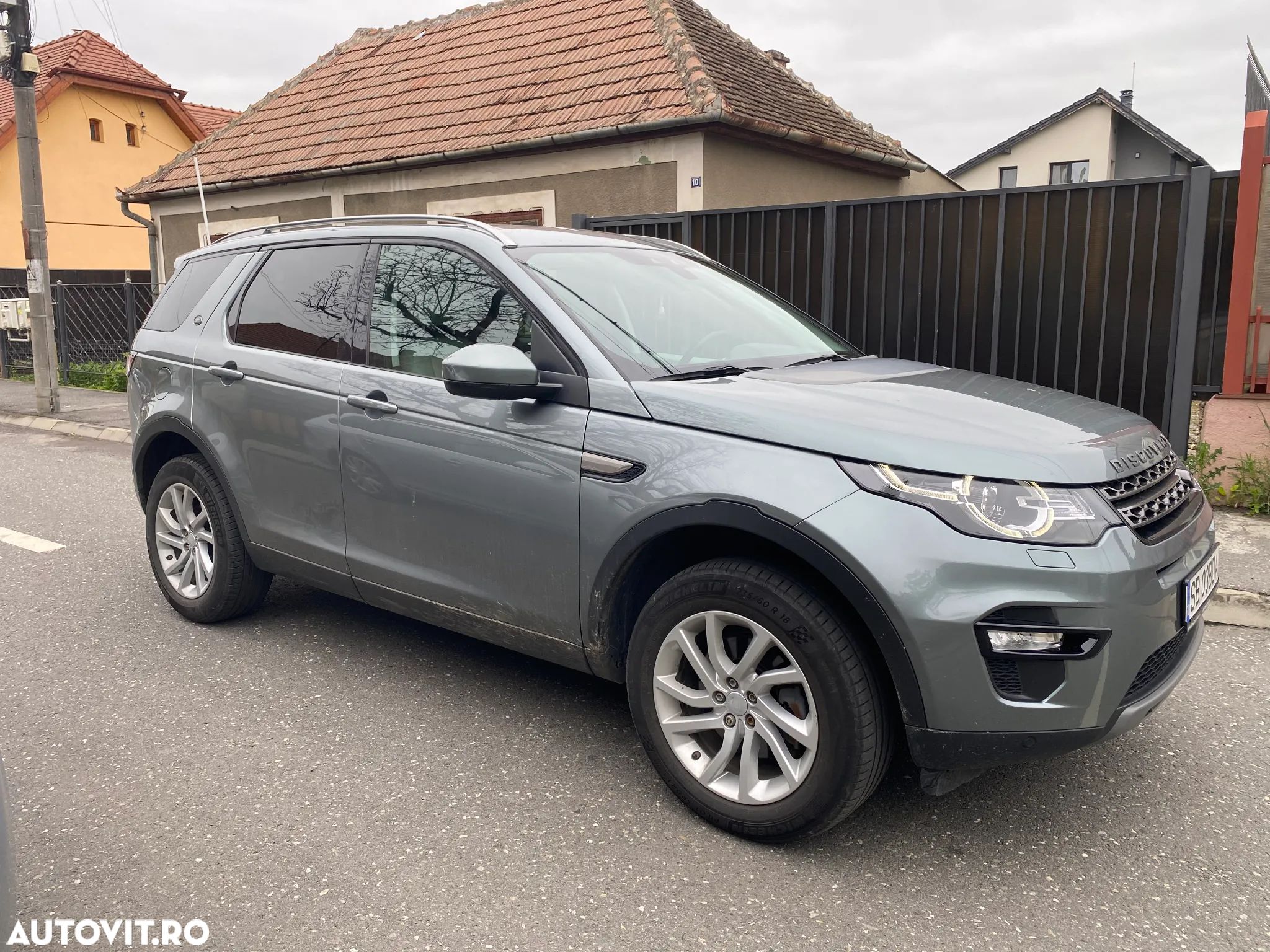 Land Rover Discovery Sport 2.0 l TD4 SE Aut. - 1