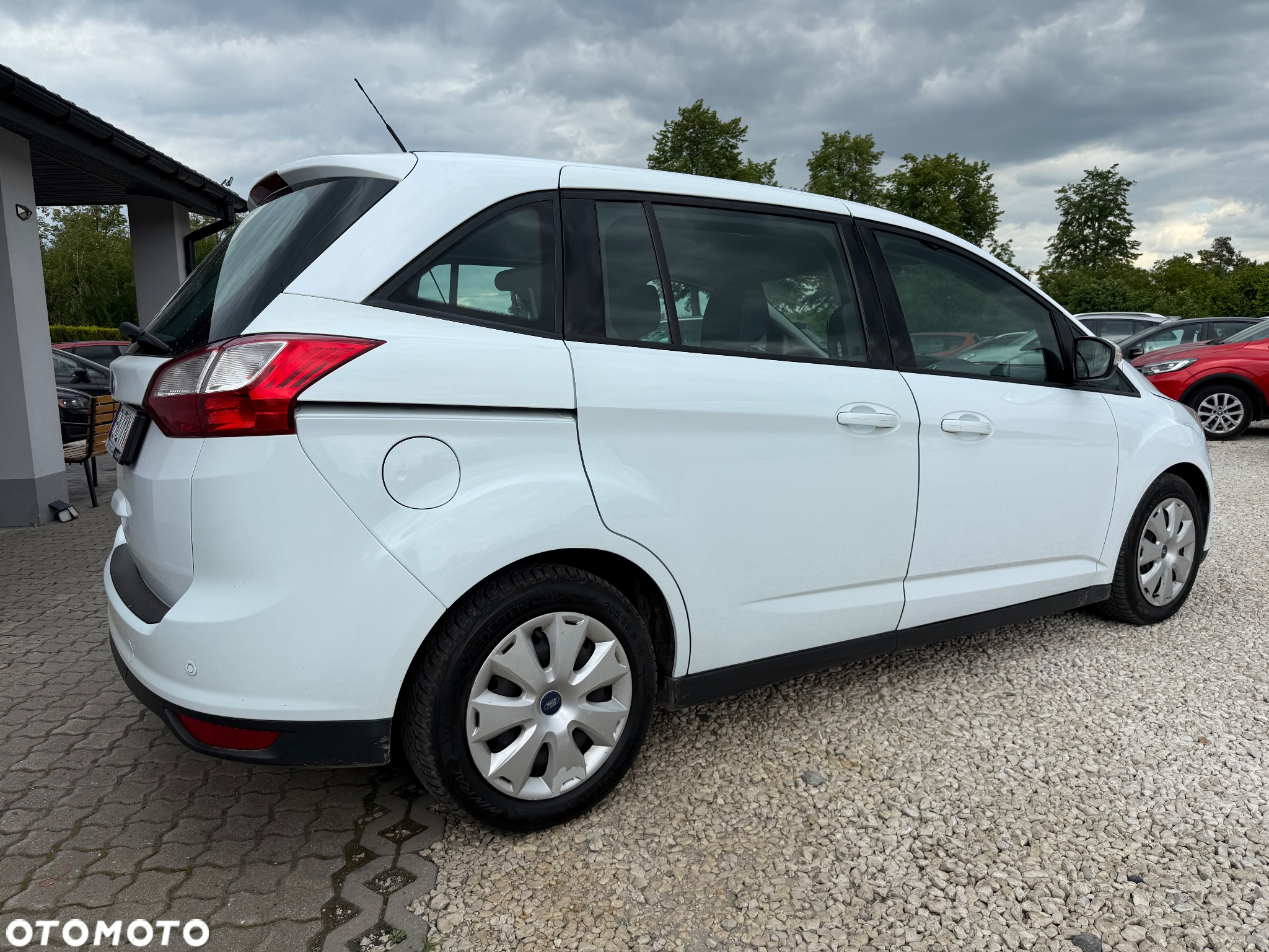 Ford Grand C-MAX 1.6 Titanium - 14