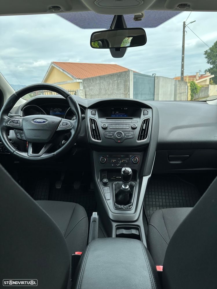 Ford Focus 1.5 TDCi ST-Line - 6