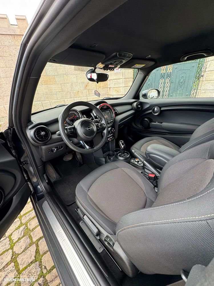 MINI 3 Portas One Aut. - 9