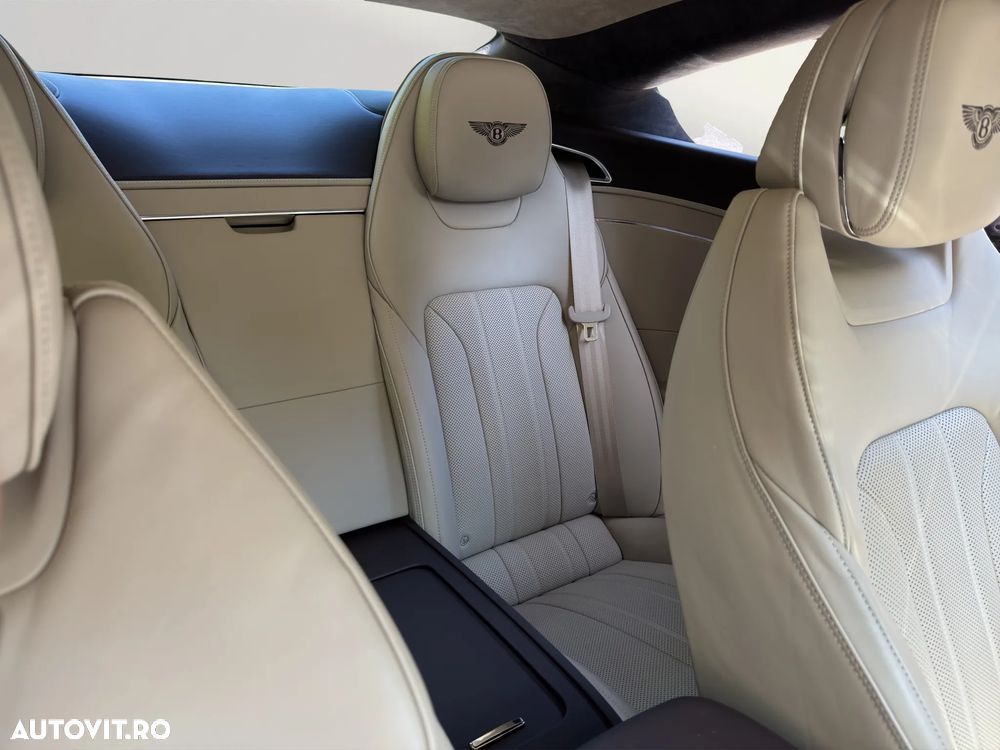 Bentley Continental New GT V8 - 37