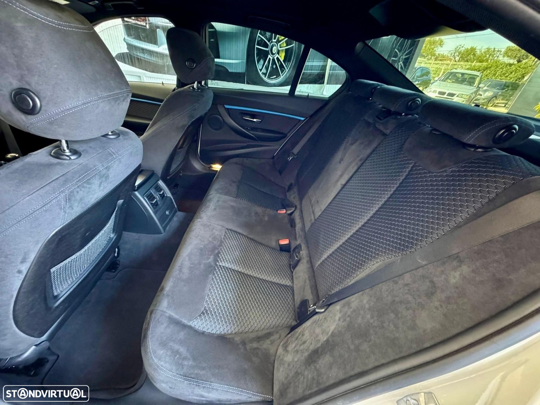BMW 320 d Pack M - 21