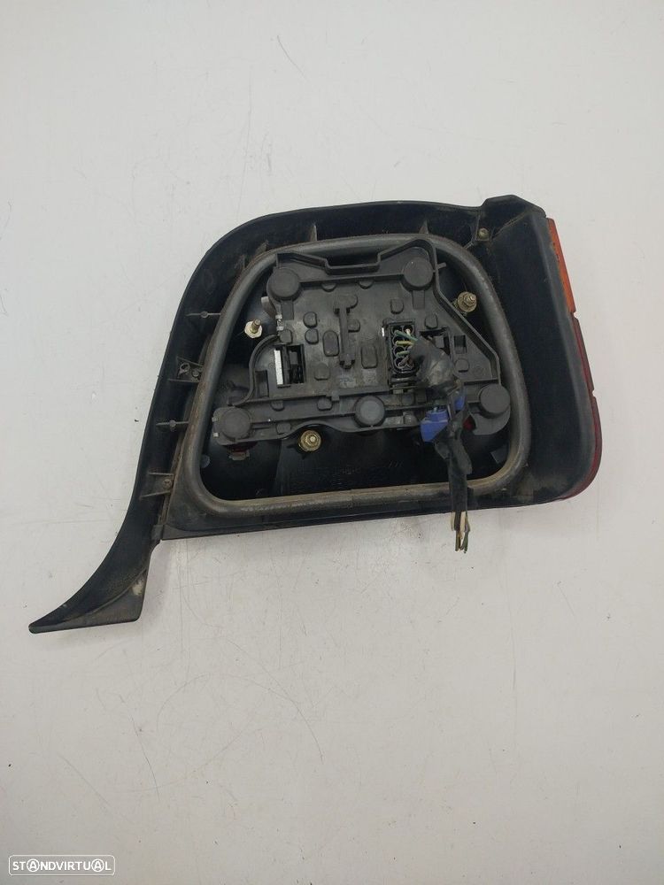 Farolim Stop Esq Bmw 3 Touring (E36) - 3