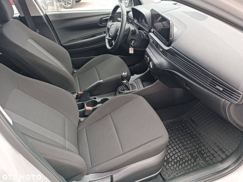 Hyundai i20 - 15