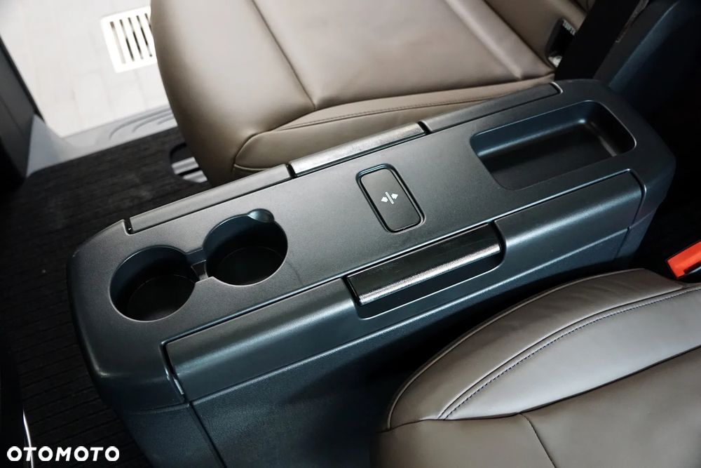 Mercedes-Benz Klasa V 300 d 4-Matic 9G-Tronic (d³ugi) - 24