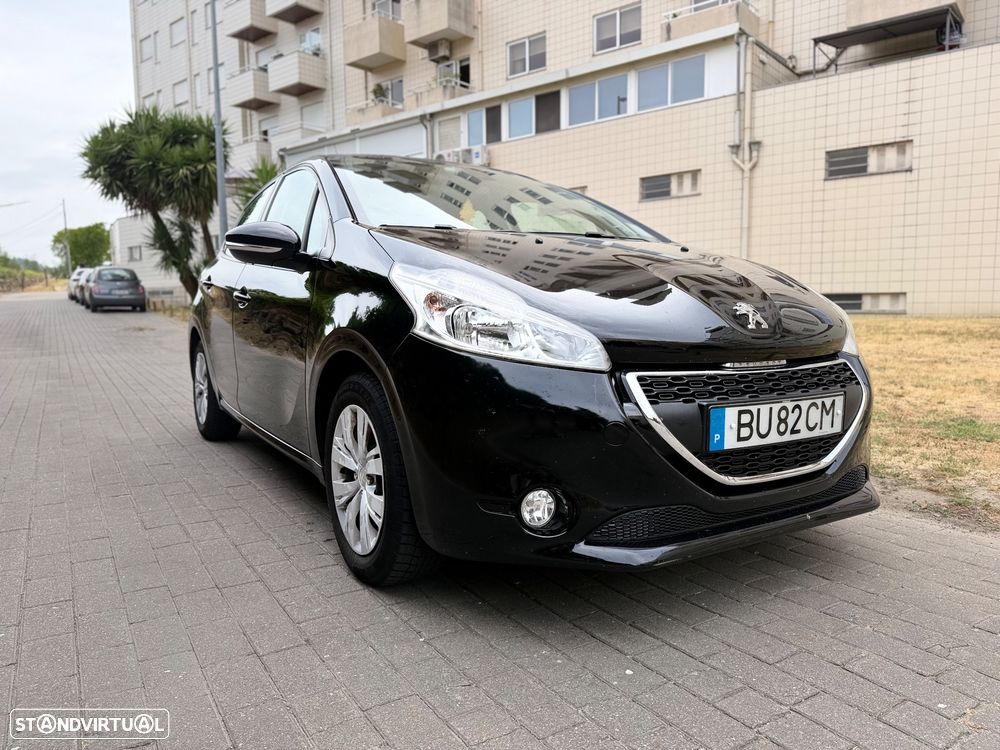 Peugeot 208 PureTech 82 Allure - 2
