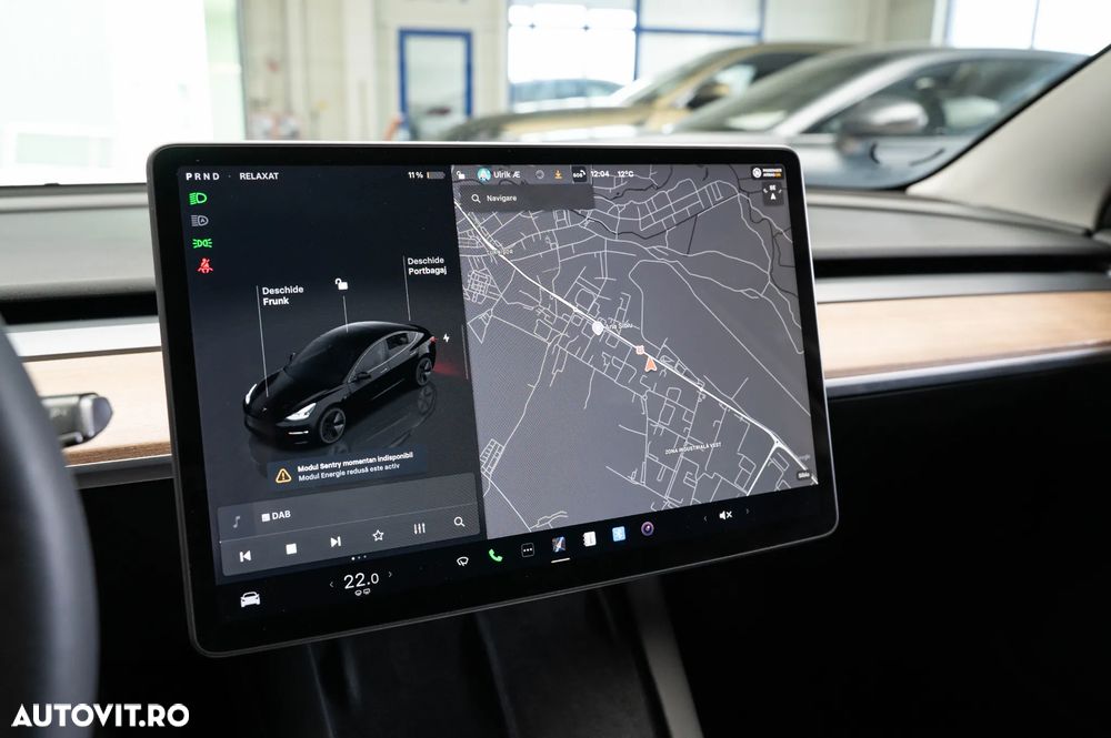 Tesla Model 3 Long Range AWD Premium - 22