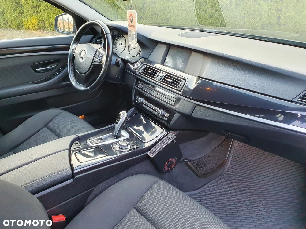 BMW Seria 5 520d Sport-Aut - 18