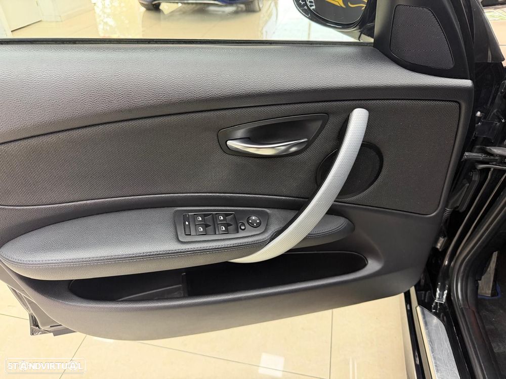 BMW 118 dA Pack M - 15