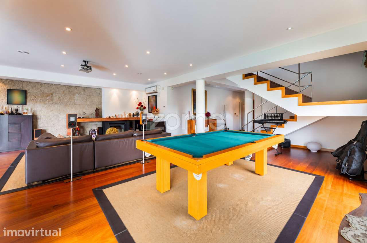 Moradia Individual de Luxo T5 + Escritório com Piscina - Grande imagem: 5/46