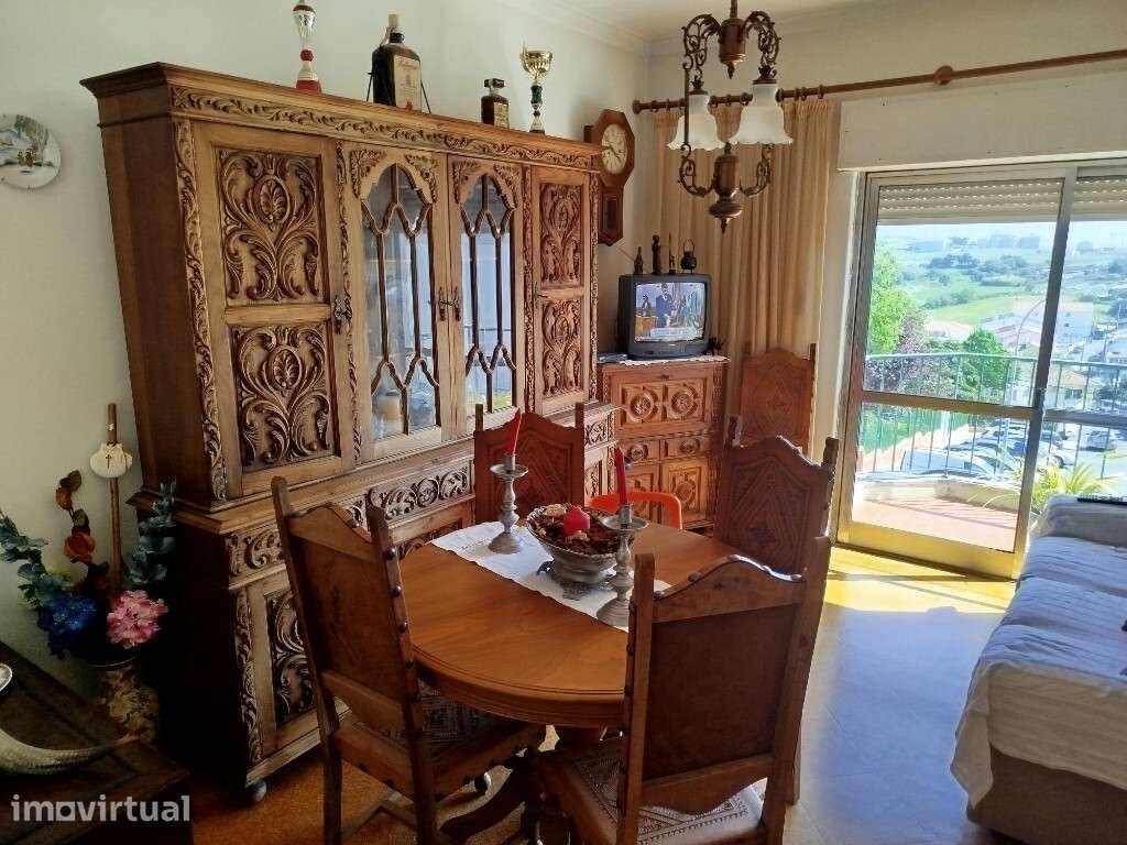 Apartamento T2 para venda em Valejas - Oeiras - Grande imagem: 2/16