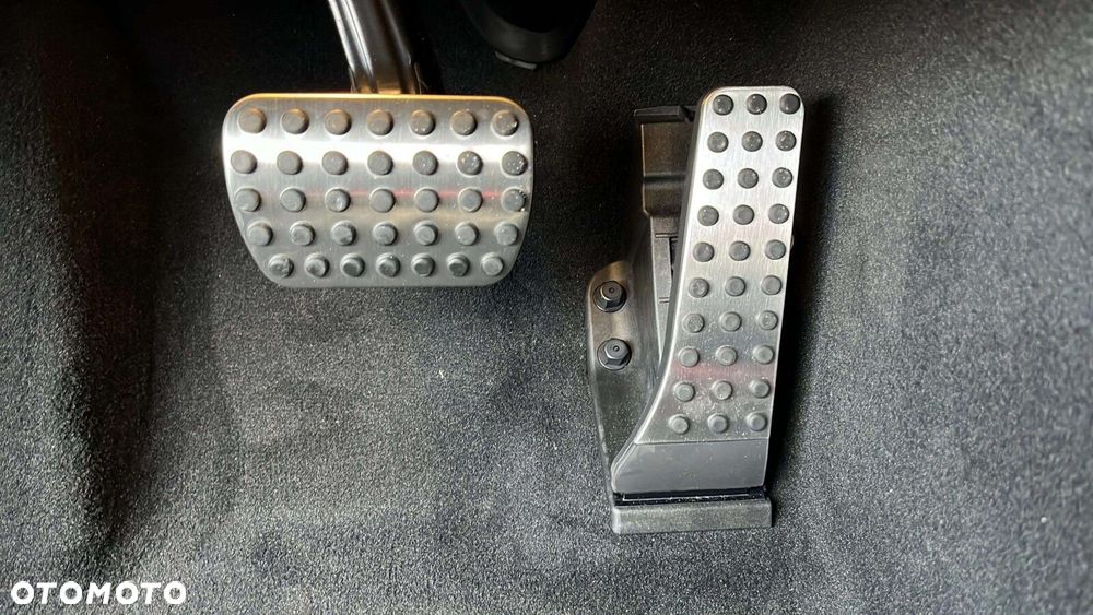 Mercedes-Benz Klasa E - 21