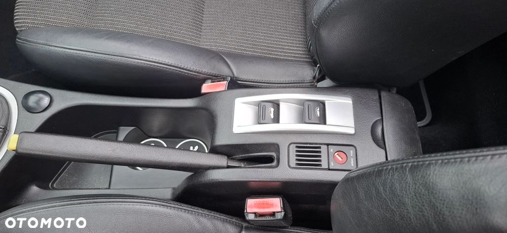 Peugeot 307 CC 140 JBL - 20