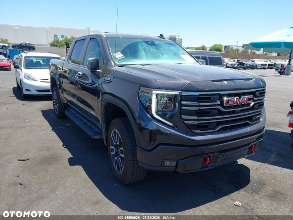 GMC Sierra - 7