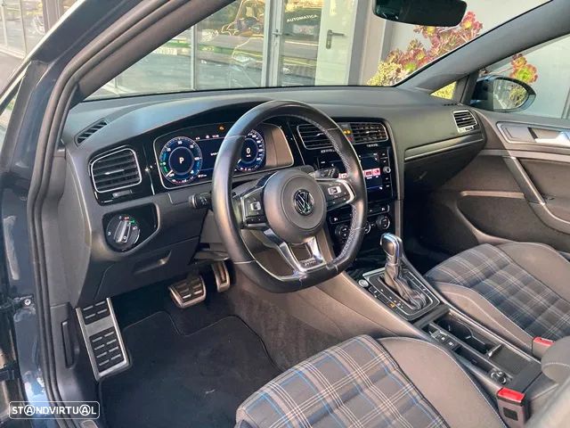 VW Golf 1.4 GTE Plug-In-Hybrid DSG - 15