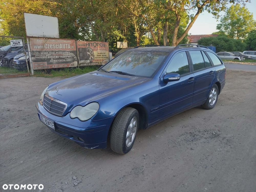 MERCEDES W203 KOMBI 2.2D 2001r - 1