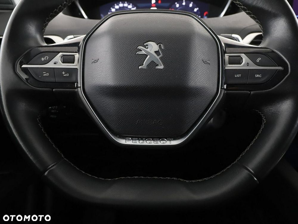 Peugeot 3008 1.2 PureTech Allure S&S EAT6 - 22