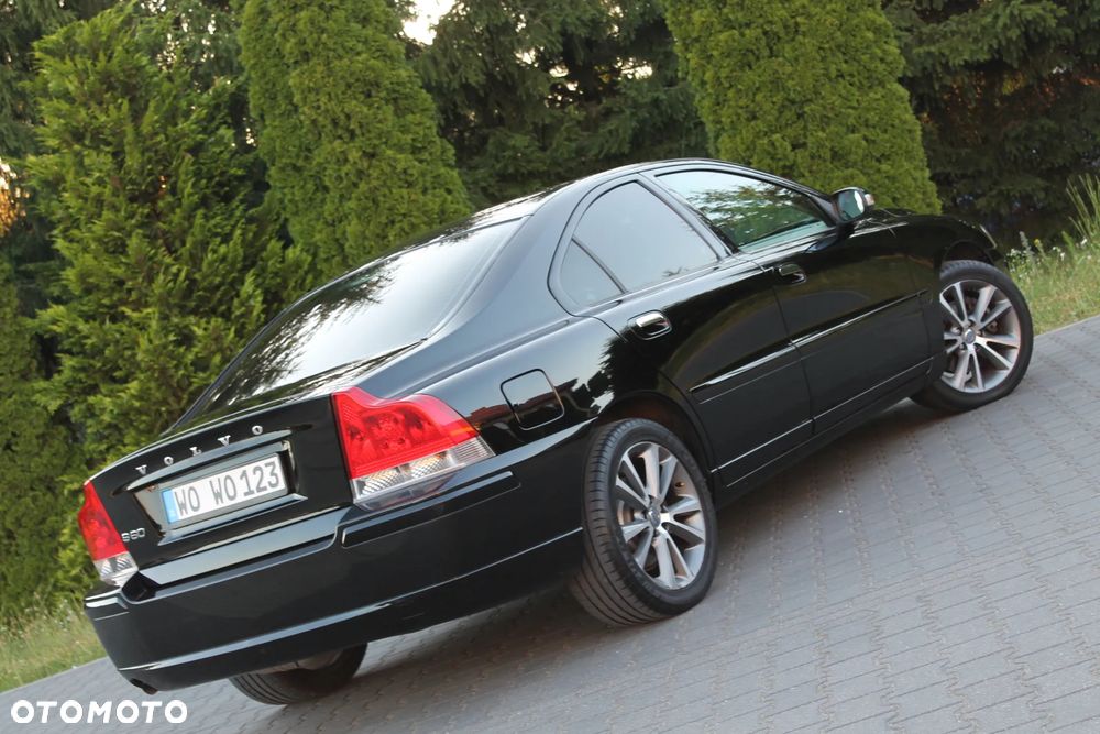 Volvo S60 2.4 Comfort - 16