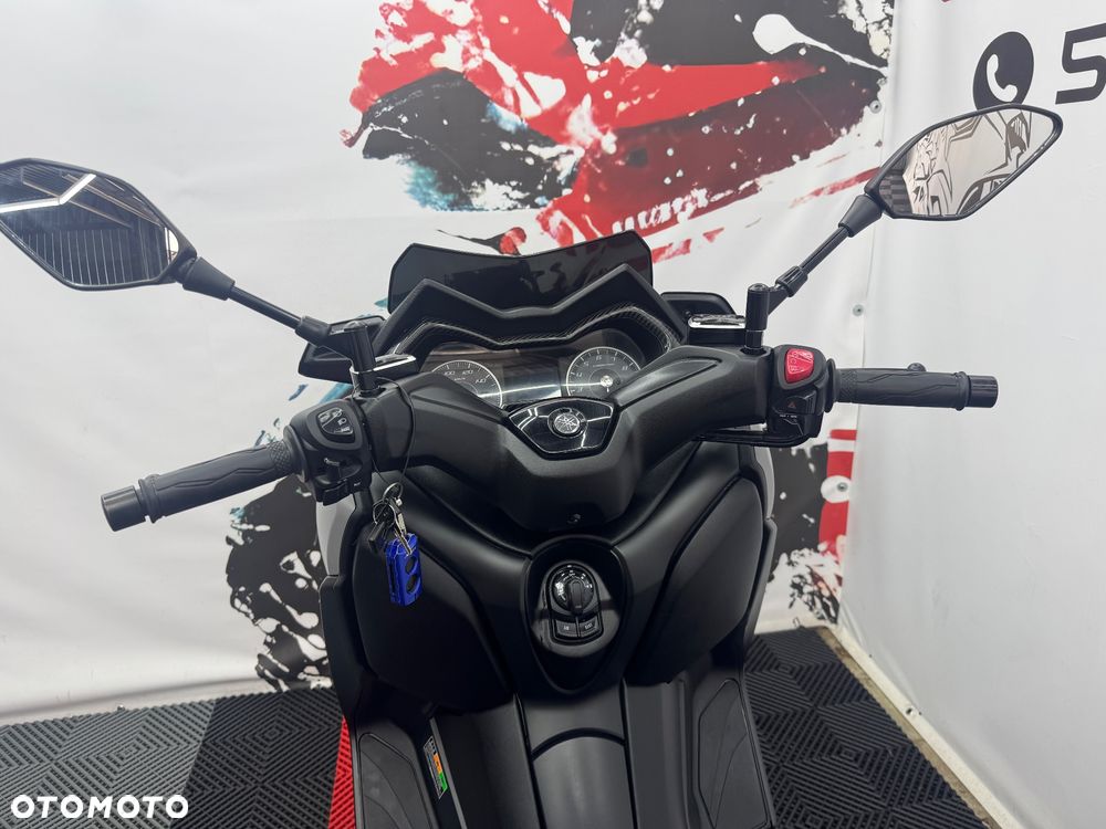 Yamaha X-max - 27