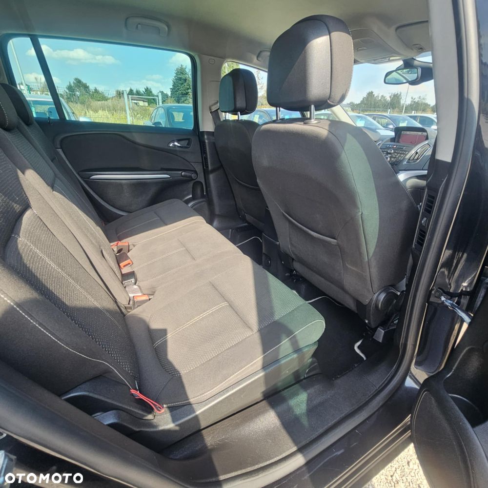 Opel Zafira - 29
