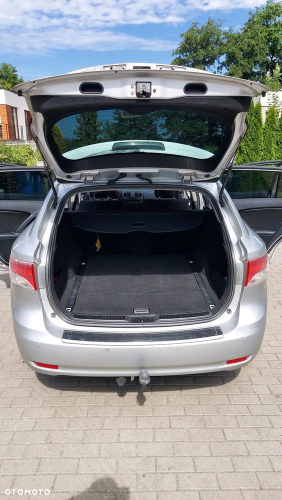 Toyota Avensis 2.0 D-4D Sol - 5