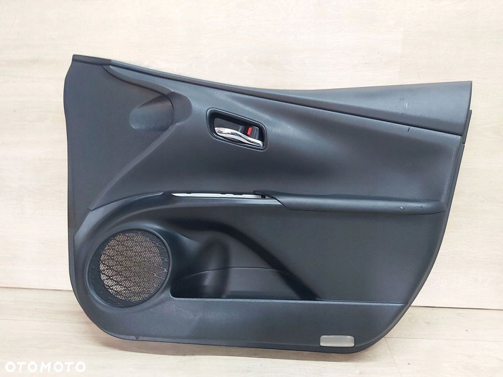Toyota Prius IV 1,8 xw50 boczek tapicerka drzwi prawy przód - 1