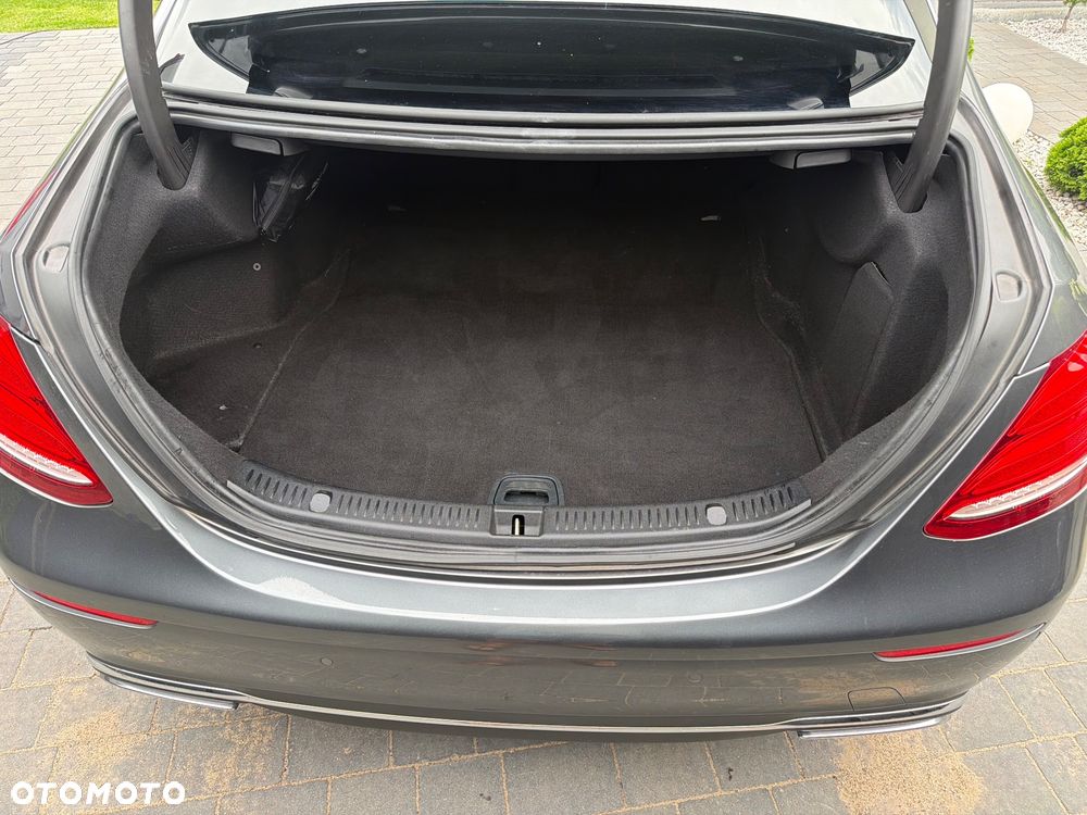Mercedes-Benz Klasa E 350 d 9G-TRONIC Exclusive - 26