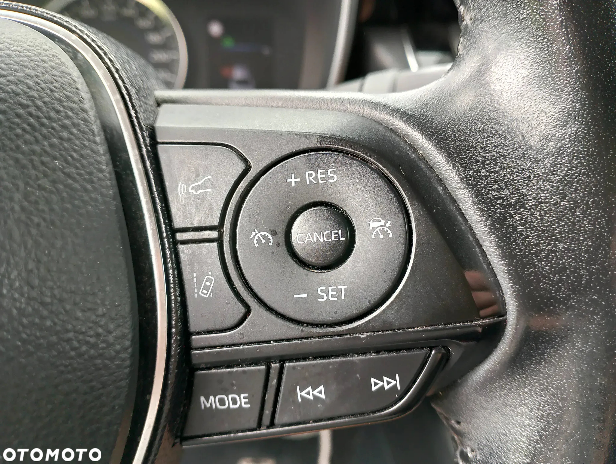 Toyota Corolla 1.8 Hybrid Comfort - 20