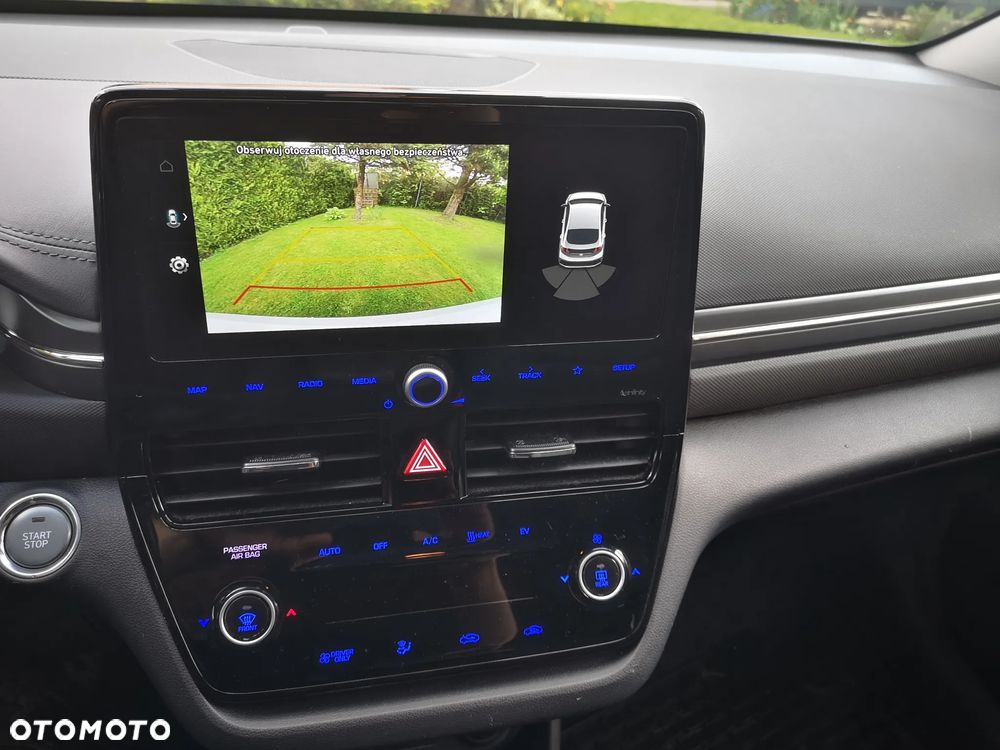 Hyundai IONIQ - 9
