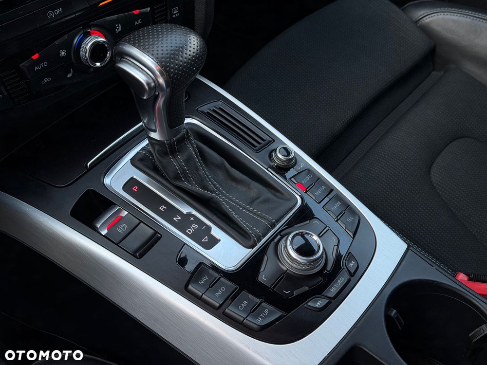 Audi A4 Avant 2.0 TDI Sport S tronic - 24