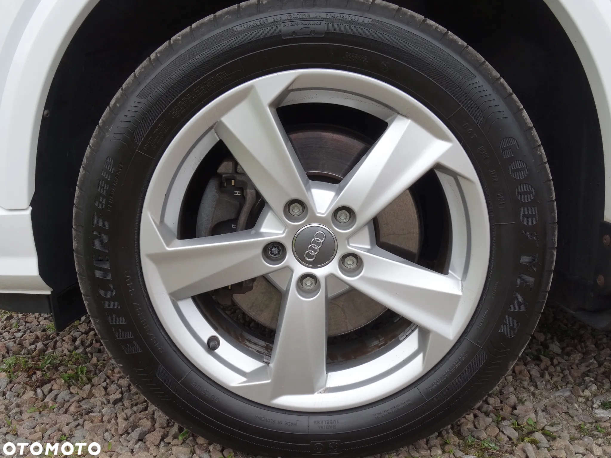 Audi Q2 1.4 TFSI CoD Sport - 37