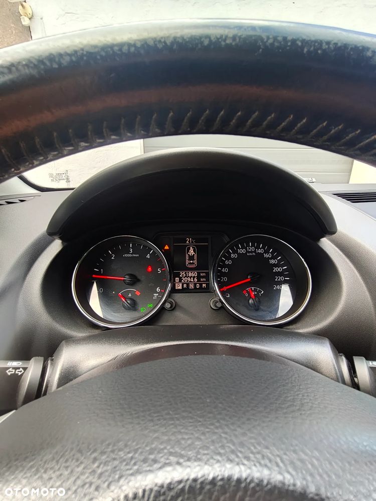 Nissan Qashqai - 22