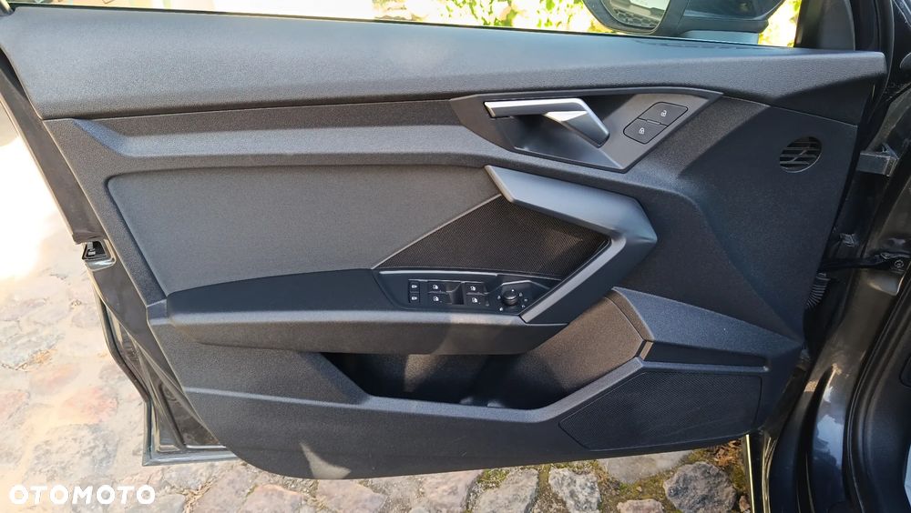 Audi A3 Sportback - 13