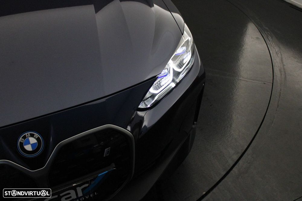 BMW i4 eDrive40 - 54