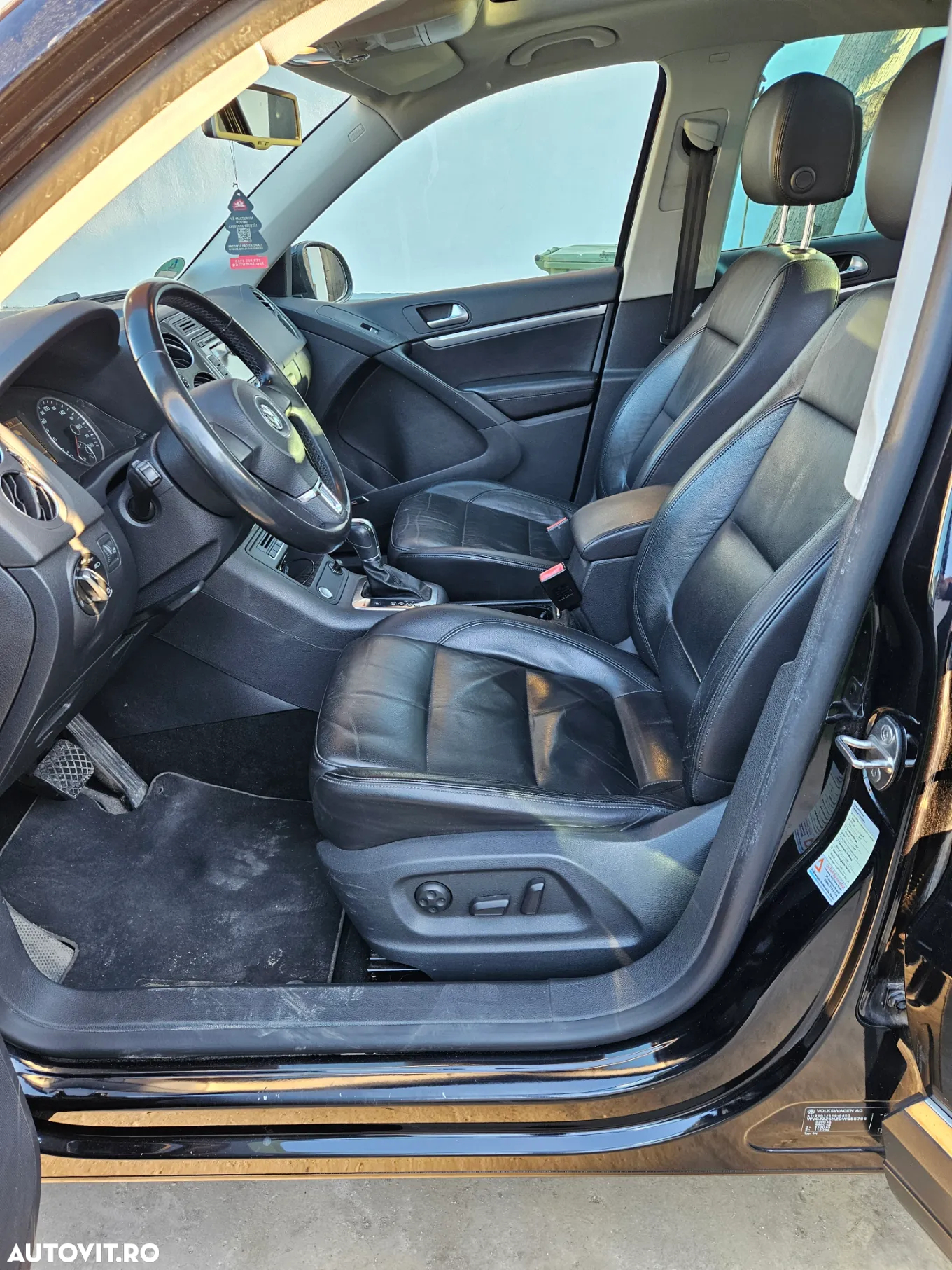 Volkswagen Tiguan 2.0 TDI 4Motion DSG Sport & Style - 7