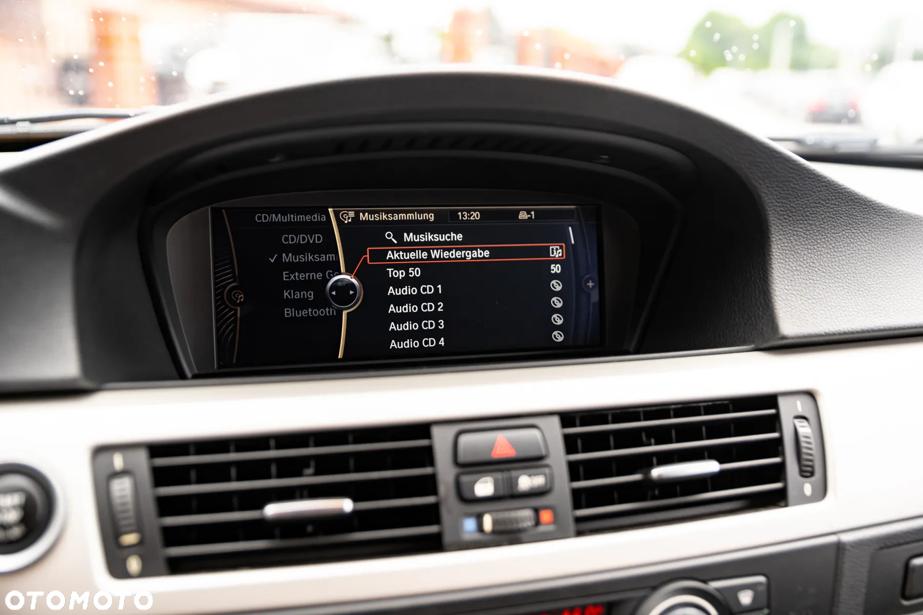 BMW Seria 3 325i xDrive Touring Edition Sport - 35