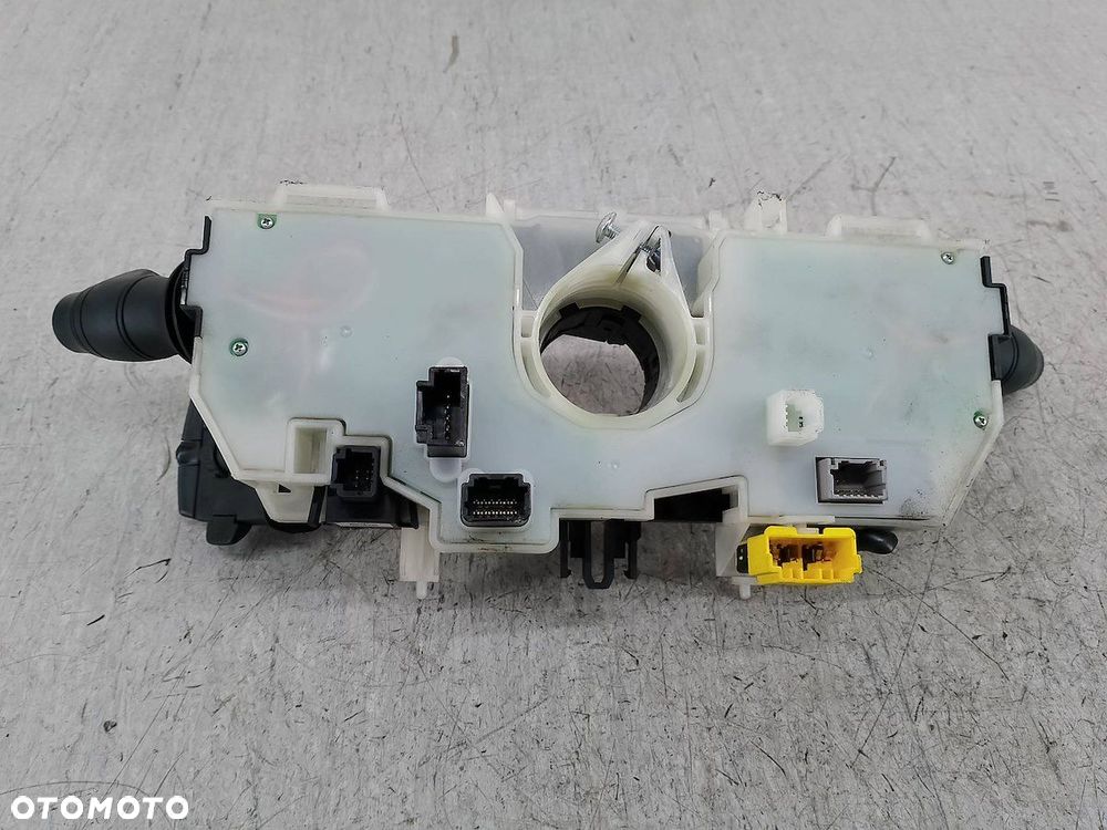PRZEŁĄCZNIK ZESPOLONY RENAULT SCENIC III 255670019R-B 1.4 TCE - 4