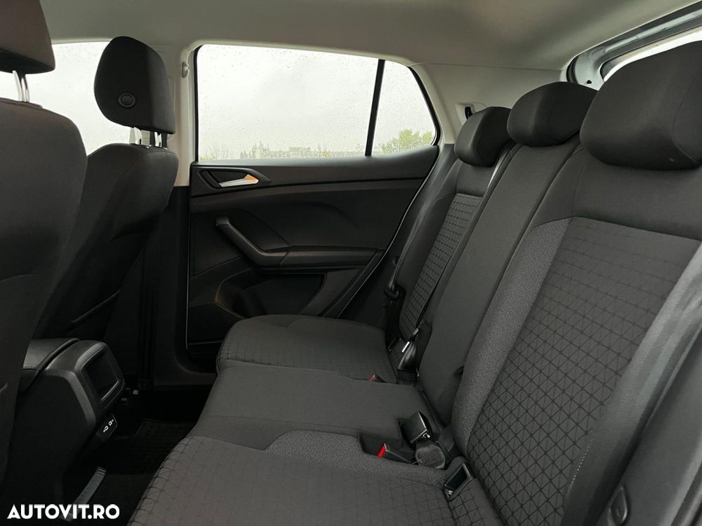Volkswagen T-Cross - 15