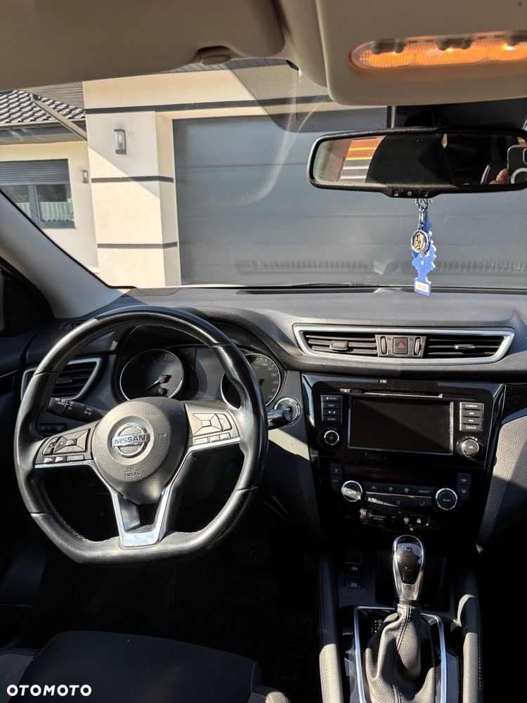 Nissan Qashqai 1.3 DIG-T N-Connecta DCT - 5