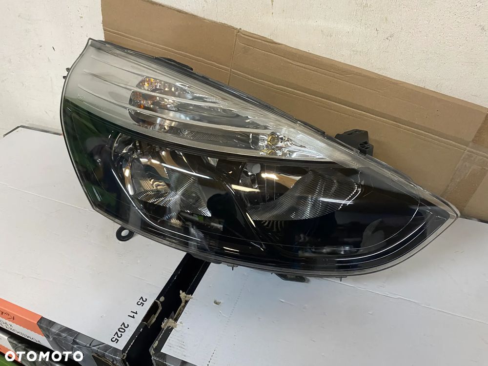 lampa clio 4 przed liftem prawa eu cała - 2