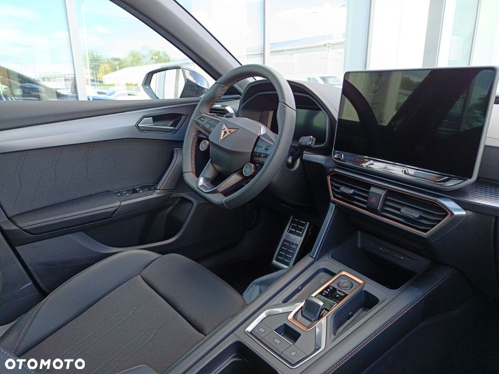 Cupra Leon 1.5 eTSI DSG - 11