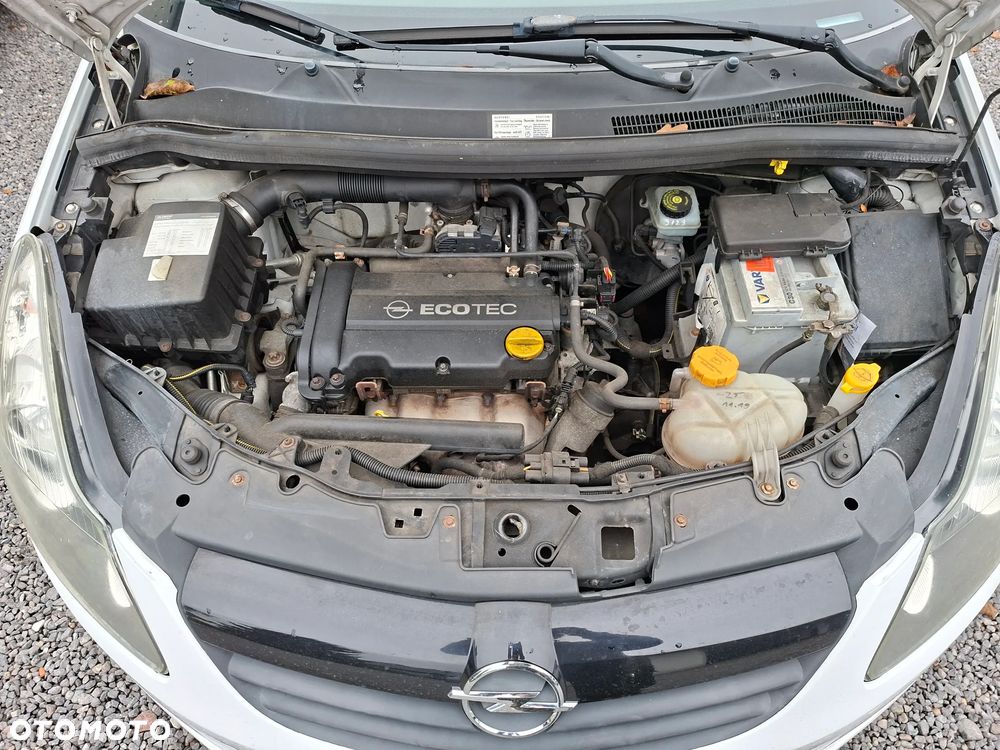 Opel Corsa 1.2 16V Limited Edition - 27